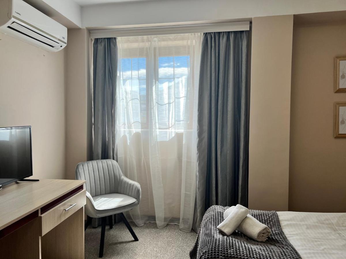 Family Hotel Central Choumen Extérieur photo