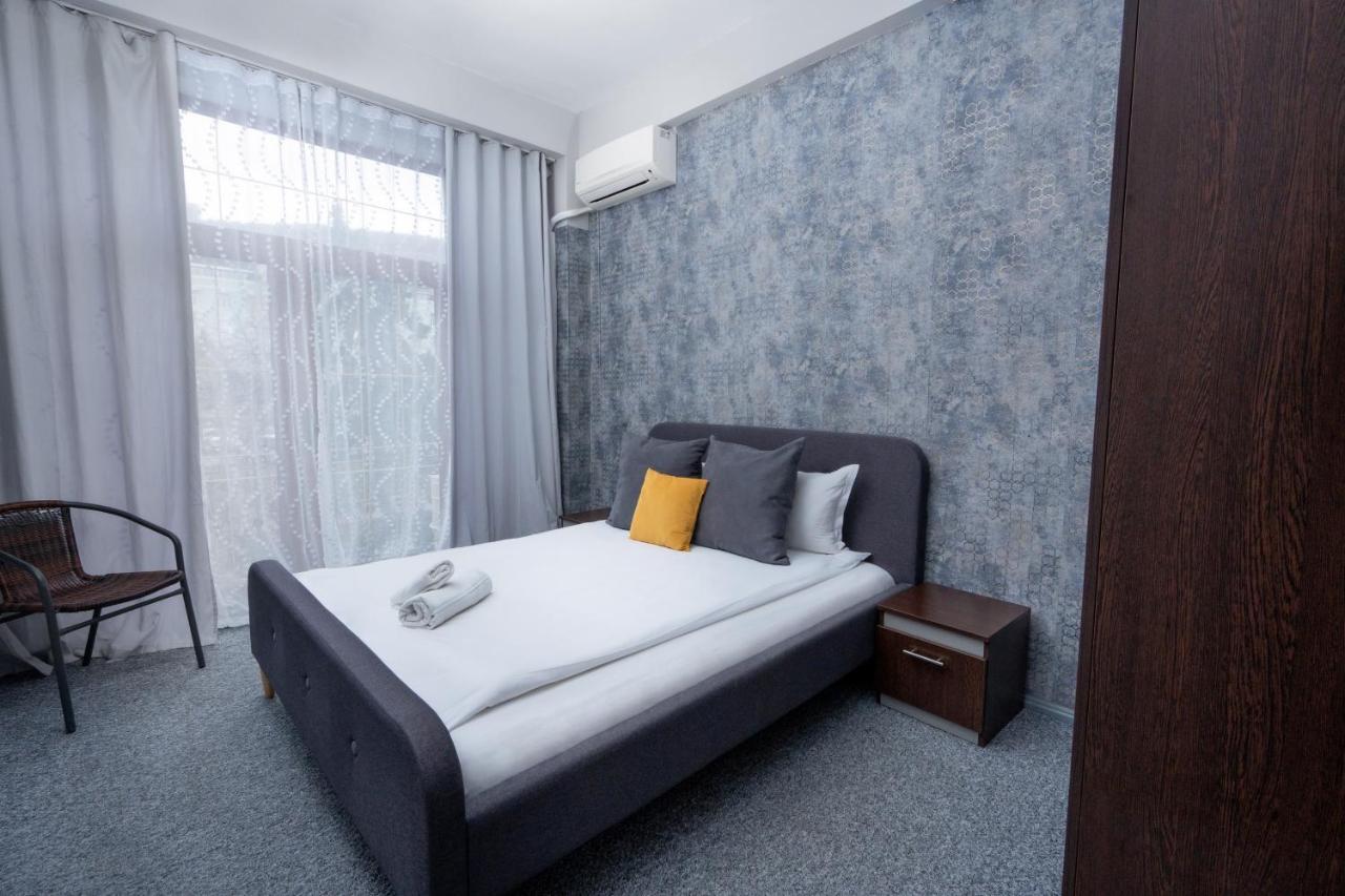 Family Hotel Central Choumen Extérieur photo