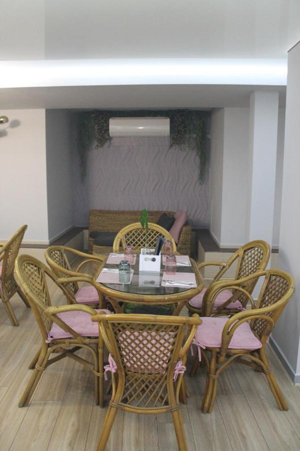 Family Hotel Central Choumen Extérieur photo